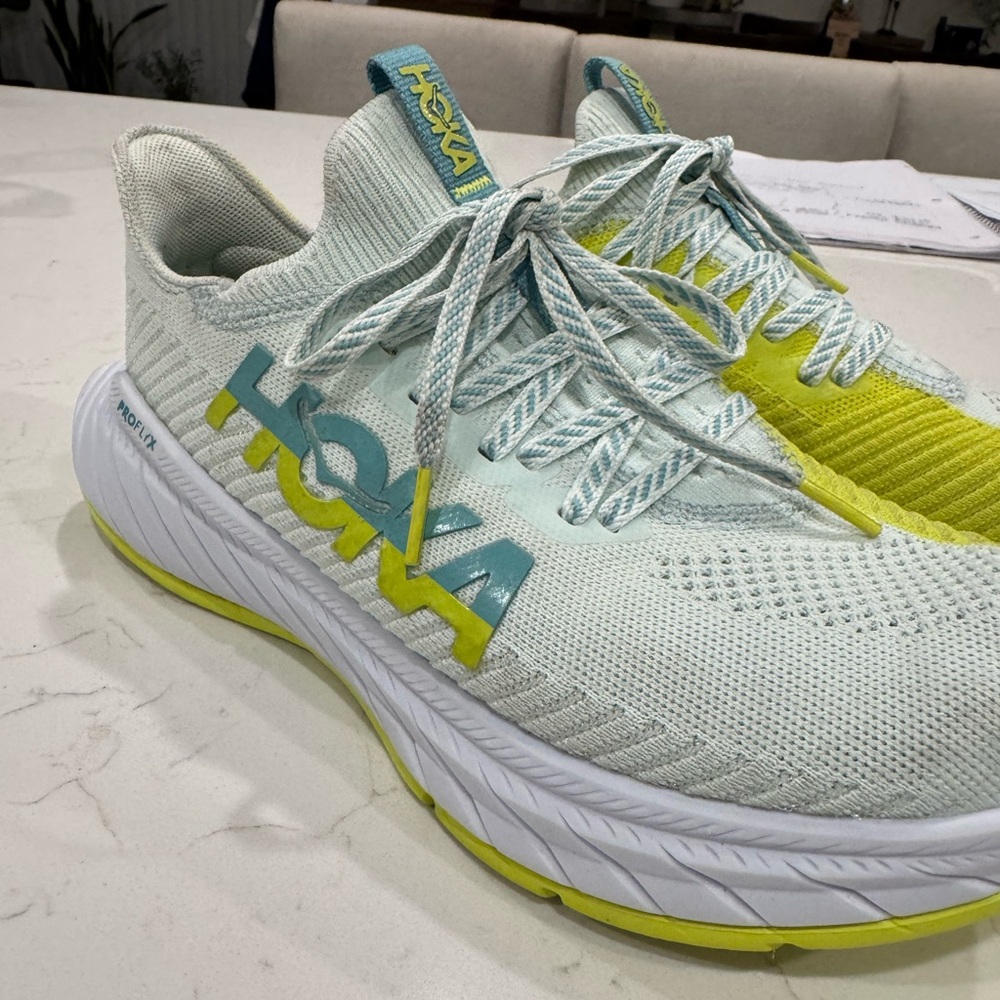 Hoka One One Carbon X3